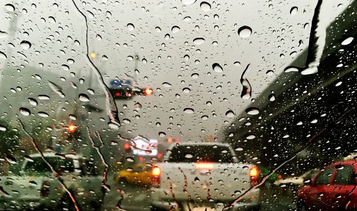 O defletor de chuva é indispensável em dias chuvosos, seu carro possui este acessório? Você conhece os benefícios dele? Confira o artigo e saiba tudo sobre a peça.
