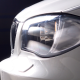 Os faróis adaptativos são um tipo de tecnologia de iluminação automotiva que ajusta automaticamente o feixe de luz de acordo com as condições de condução.